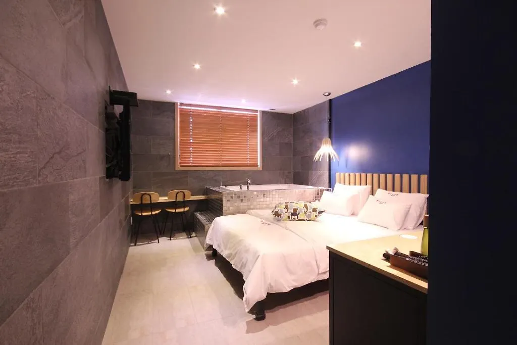Hotel Yaja Haeundae Busan 2*,  South Korea
